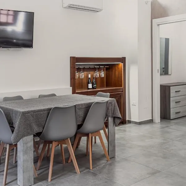 Delia home service, hotel in Fiumefreddo di Sicilia