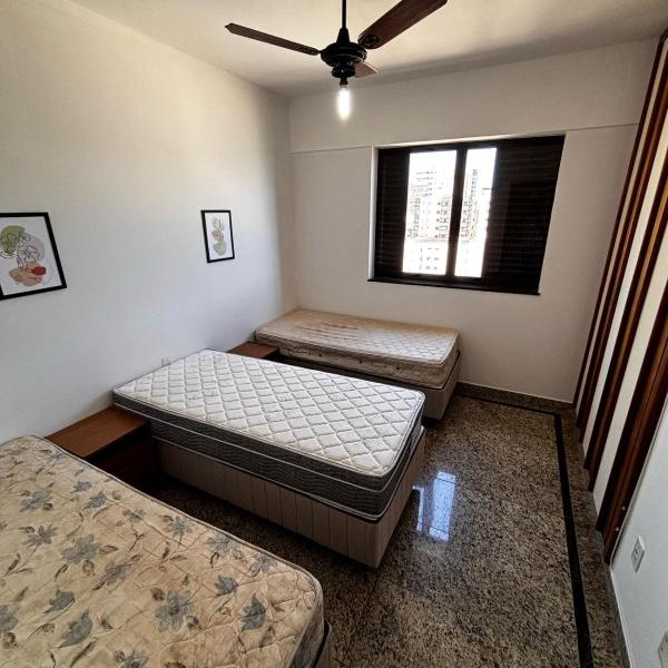 Apartamento Espaçoso com Vista Fabulosa para o Mar - Foto 2