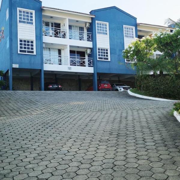 Yacht Village Praia JR