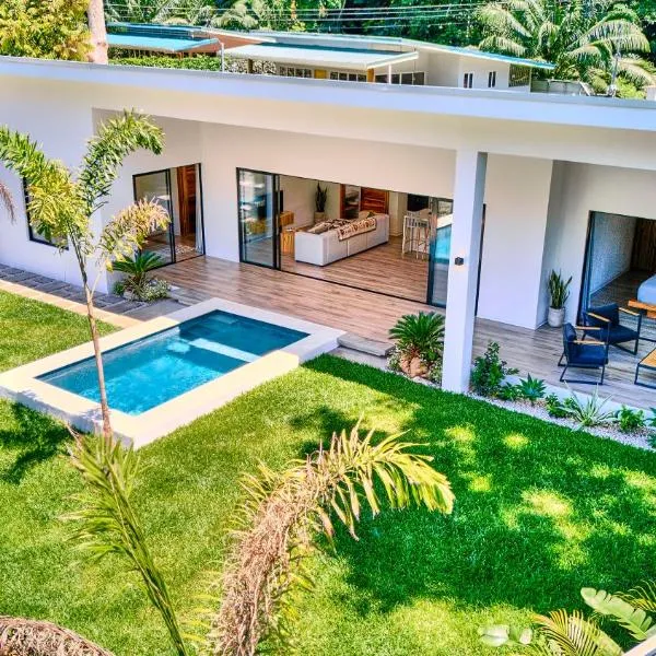 Wonderful Villa with a Pool near the Beach, hotel in Puerto Viejo