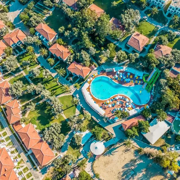 Club Resort Atlantis, hotel in Seferihisar
