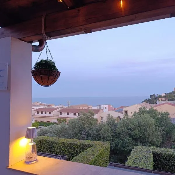 Casa Azzurra con vista Mare, hotel in Ustica