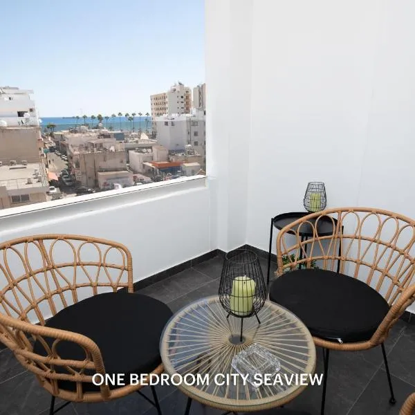 Lazuli City & Seaview Apartments, hotell i Larnaca