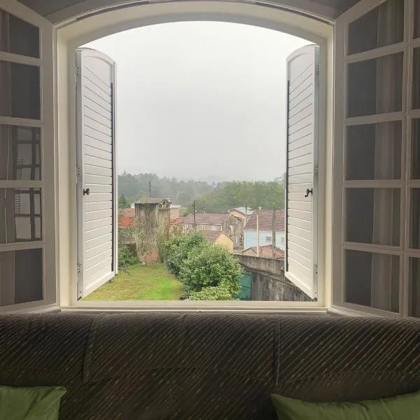 Chalet Abelleira, מלון בפונטאראס