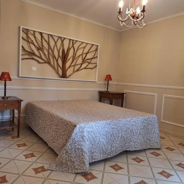 Suite Anduze, hotel em Aramon