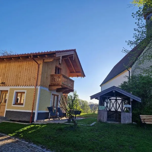 Bauernhofchalet Geigerhof, hotel in Aschau im Chiemgau