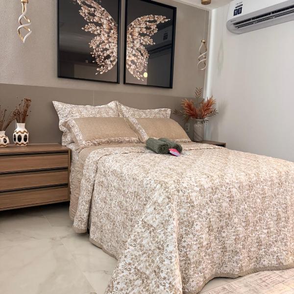 Flat luxury hotel cove
