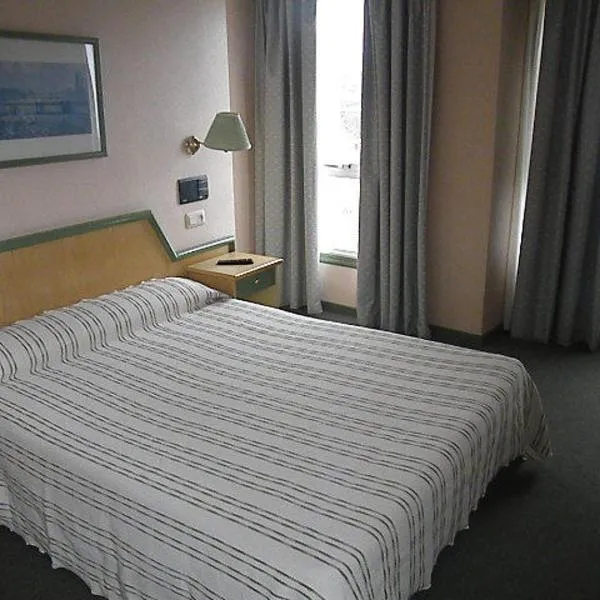 Puente Romano, hotel Ourensében