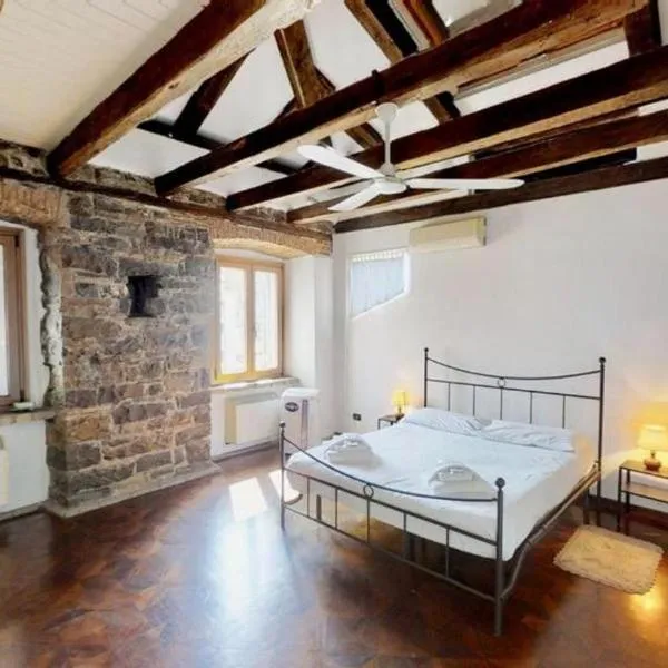 Mansarda vista mare San Michele 24, hotel sa Trieste