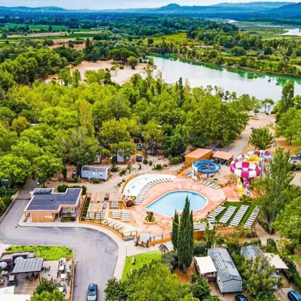 Mobil-home de 5 personnes, hotel in Cadenet