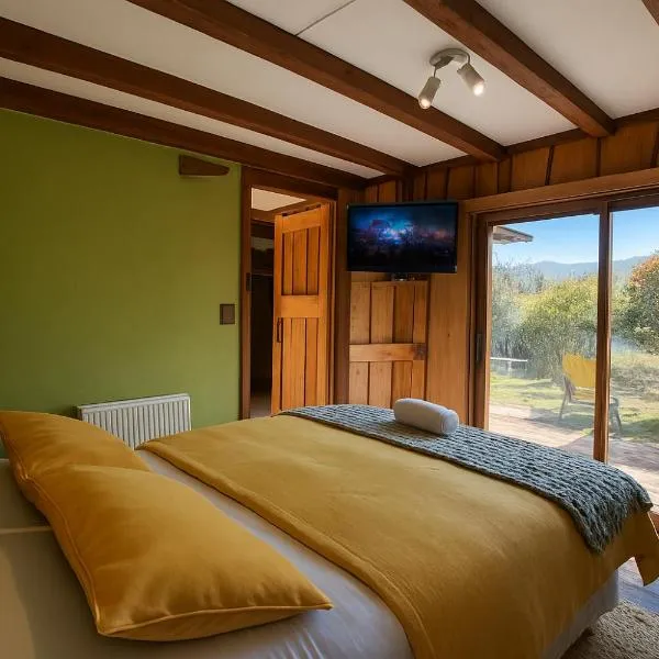 Cabañas Pewma Futrono, hotel in Futrono