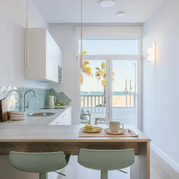 Designer apartment facing the sea、バレンシアのホテル