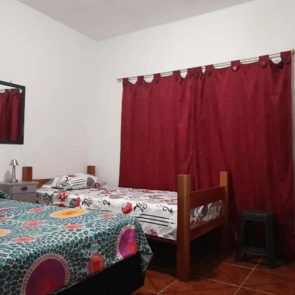 Casa Rio y Montaña, hotel v destinaci Honda