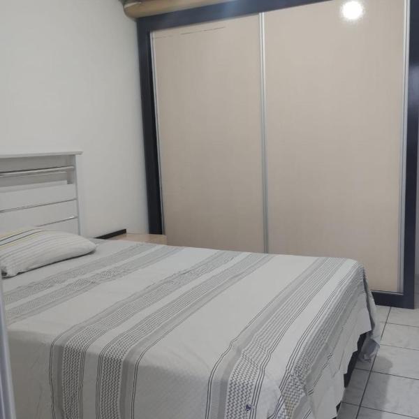 PRAIA GRANDE APARTAMENTO GUILHERMINa - Foto 2