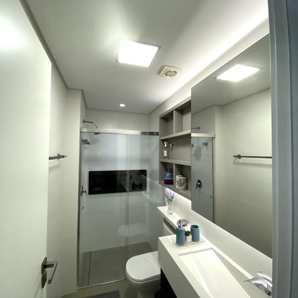 Apartamento moderno com 2 quartos, a 800m da praia Jurerê Internacional - Foto 3
