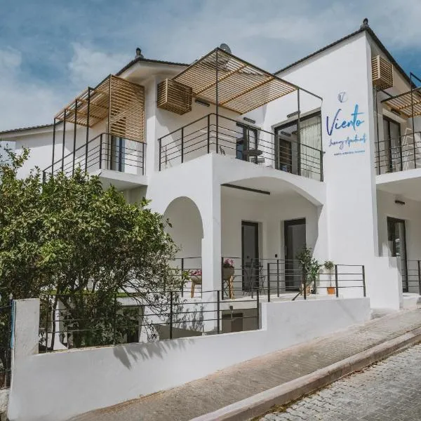 Viento Luxury Apartments, hotel in Plomarion