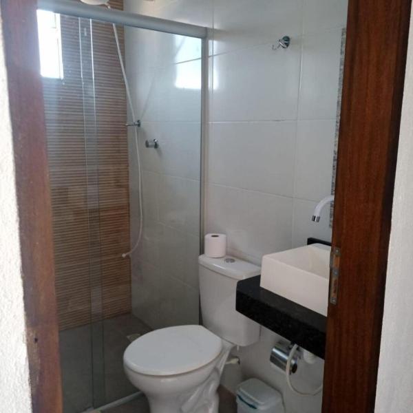 Micro casa com ar condicionado 2km da prainha - Foto 3