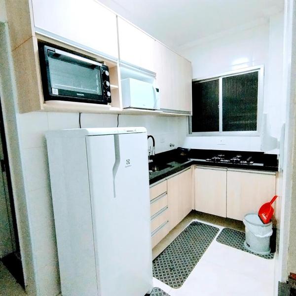1 dorm , 2 minutos a pé até a praia Canto do Forte
