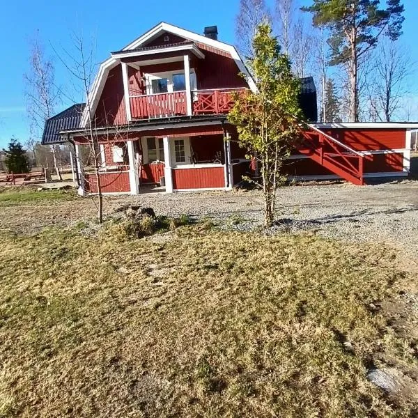 Persbacken i naturnära Ockelbo med fiske o Kungsberget när inpå,,,, hotel v destinaci Ockelbo