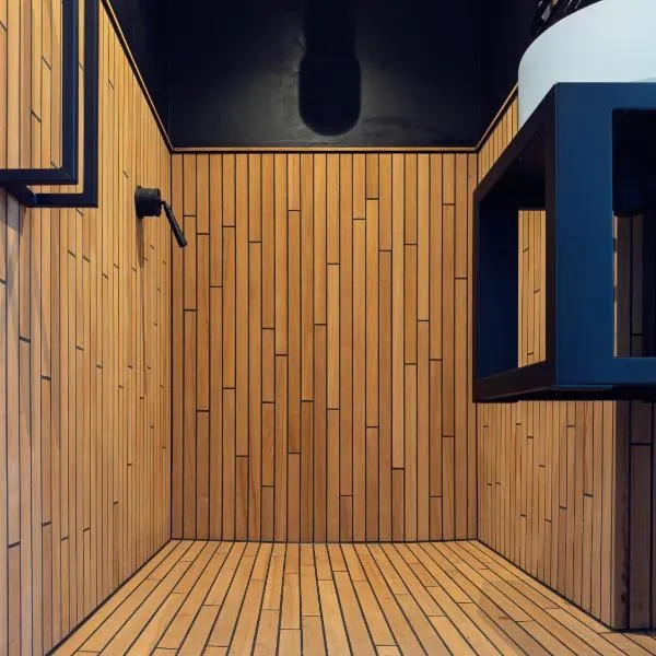 Nest - luxe wellness met privé sauna in Friesland, hotel v destinaci Luxwoude
