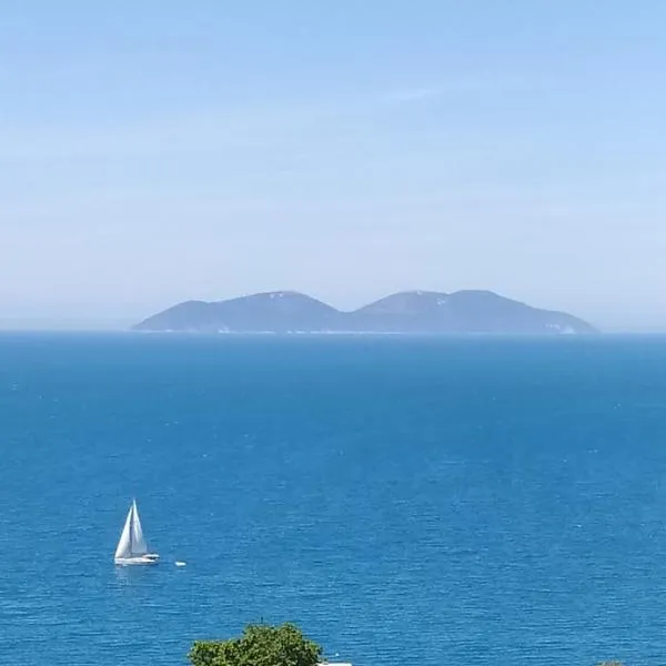 Pinwheel Hostel Vlora & Rooftop Bar, hotel v destinaci Vlorë