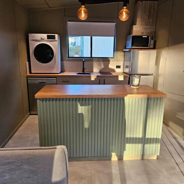 Soma & Soil - Tranquil Escape, hotel in DʼAguilar