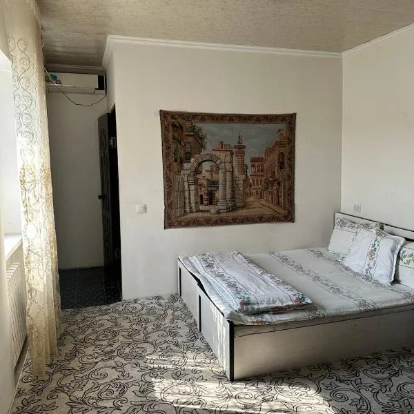 Family hostel Toshkent, khách sạn ở Toshkent-Passajir Bekati