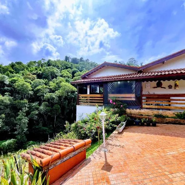 Casa Aconchego Canto da Viola, hotel in São Roque