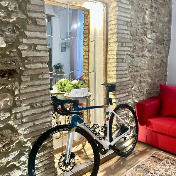 B&B La Dimora di Tommaso Apartment - Dimora storica Bike Friendly, hotel in Ortona