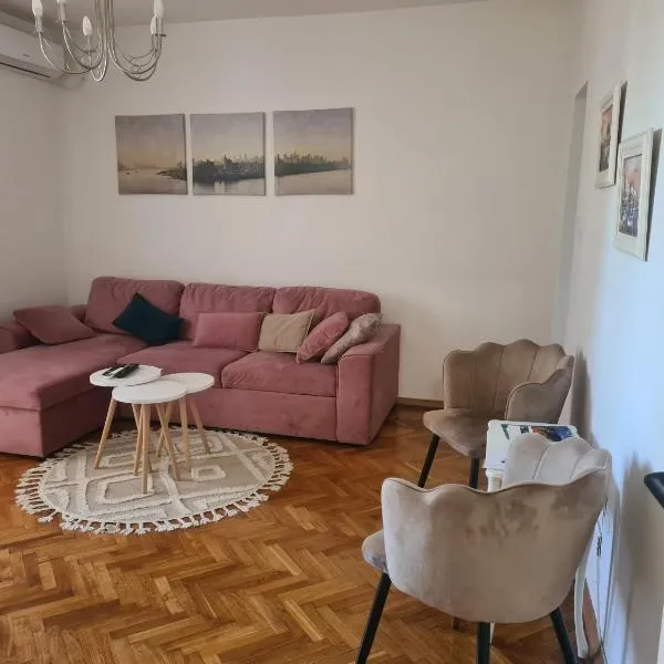 Serenity City Centre, hotel in Podgorica