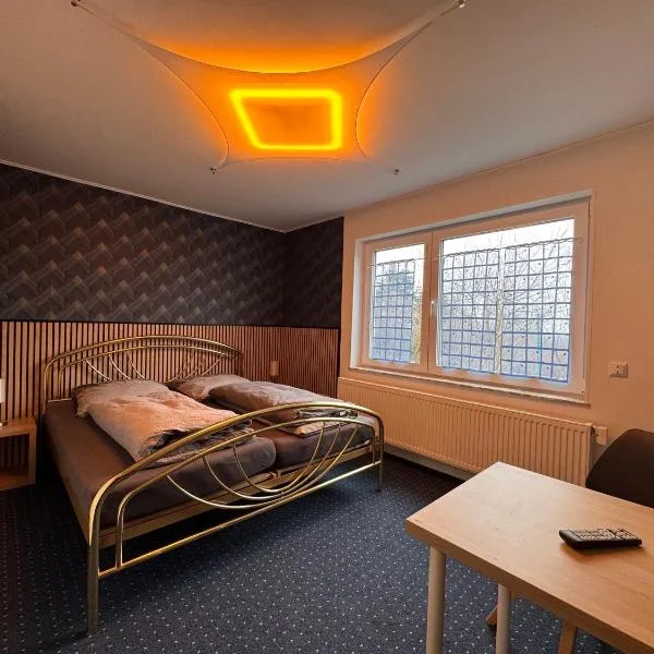 Haus Mia Low Budget Apartment, hotel v destinaci Laubach