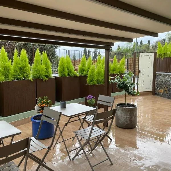Livin' Rooms, hotel en Castiglione Chiavarese