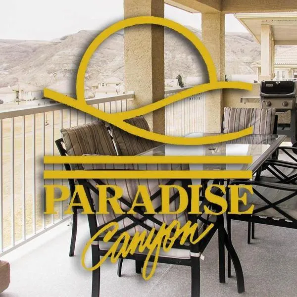 Paradise Canyon Golf Resort - Signature Condo 382, hotel v destinaci Lethbridge