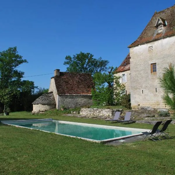 La ferme de Roquedure – hotel w mieście Montfaucon