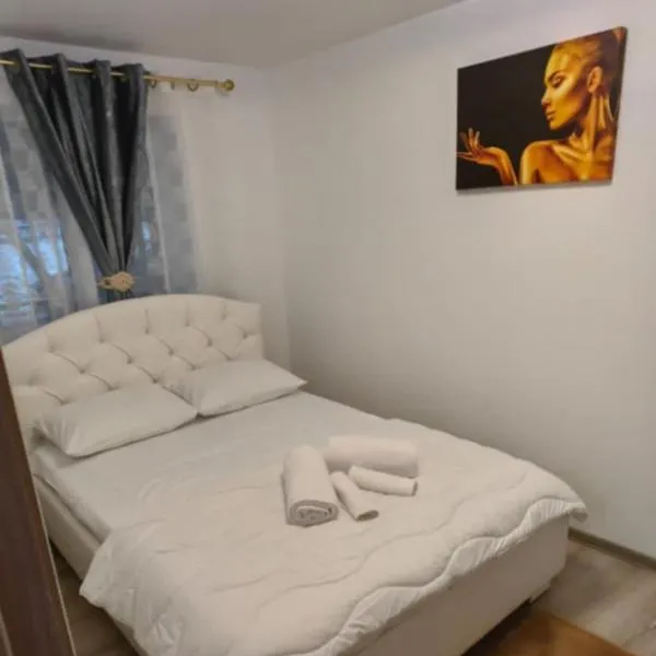 LuxAp, hotel di Gara Titan