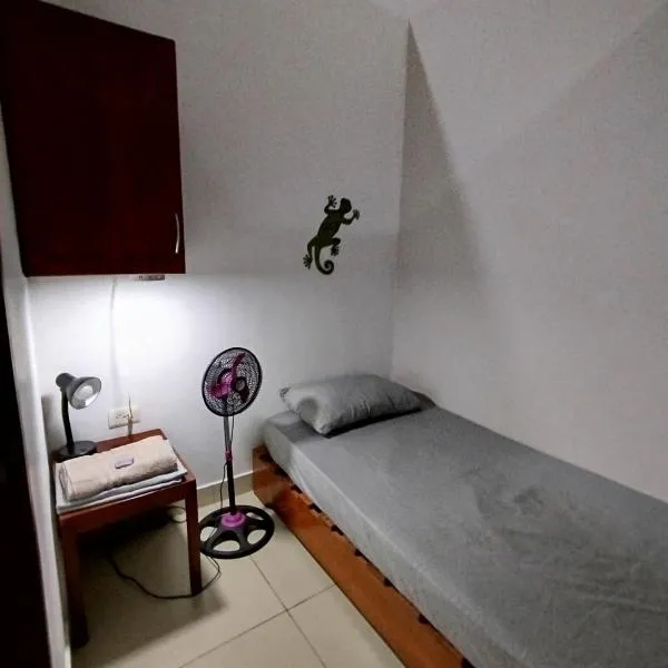 Kanaq Hotel and Tours Leticia, hotel in Leticia
