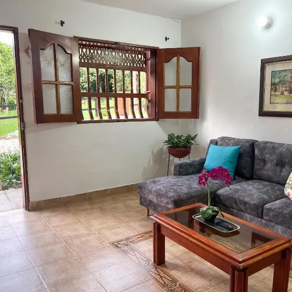 Casa El Pinar, hotel v destinaci Jardin