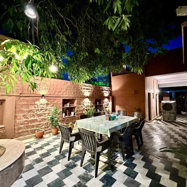 The Mango Tree by ANAND VILLA, hotel in Jodhpur
