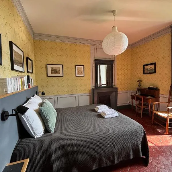 Le Presbytère de Darcey, hotel em Darcey