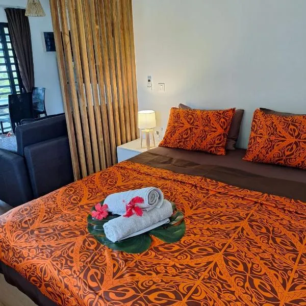 Papeari sea side 1 Logement neuf en bord de mer，Otutara的飯店