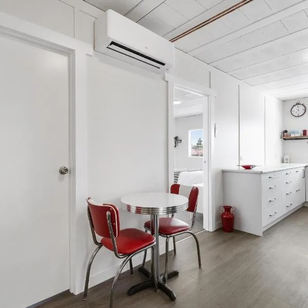 The Bunkers - Urban meets Rustic, hotelli kohteessa Te Awamutu