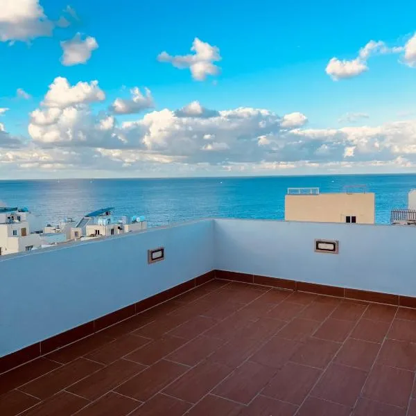Thea appartment, ξενοδοχείο σε Xgħajra