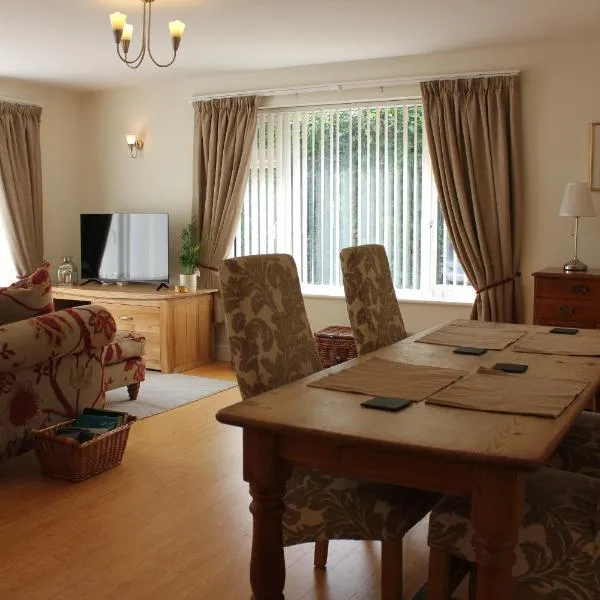 Guest house close to station, hotel in Cheltenham