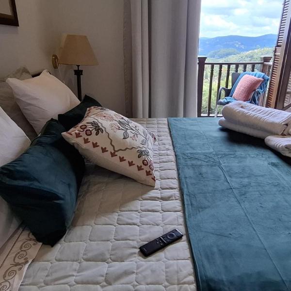 Duplex em Castelo | Piscina Aquecida, Lareira e Wi-Fi - Foto 3