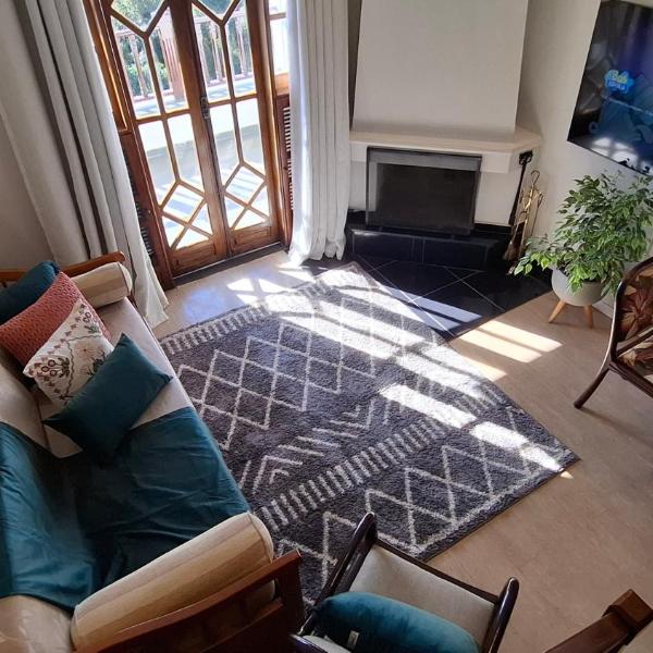 Duplex em Castelo | Piscina Aquecida, Lareira e Wi-Fi - Foto 4