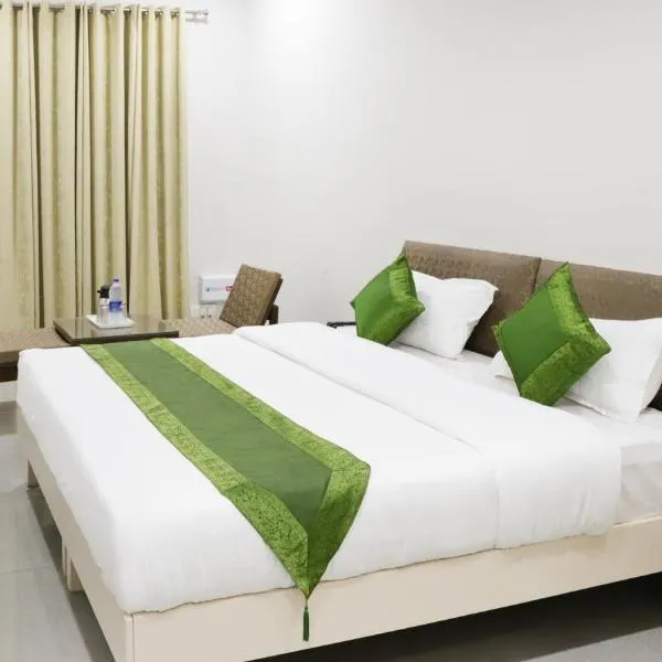 Hotel Kamron Near Airport Road Sector 78 Mohali Chandigarh, hotel v destinaci Sohāna