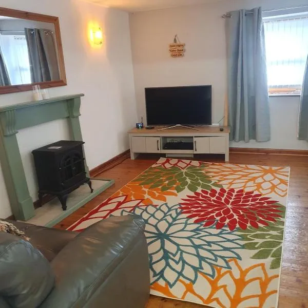 Cilgerran - cosy cottage, hotel di Cilgerran