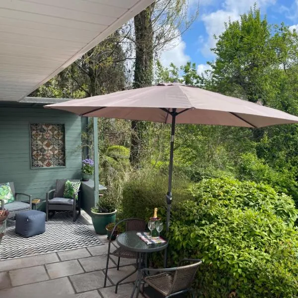 Bowen Cottage - Spectacular North Devon Hideaway, hotel a Berrynarbor