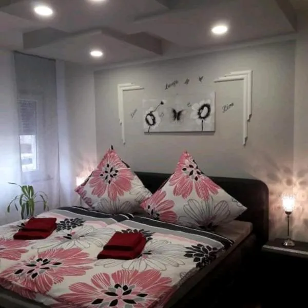 Apartment Bella Italia, viešbutis Kelne