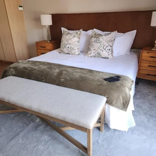 The Hills at 1 Meeu, отель в городе Ньюкасл